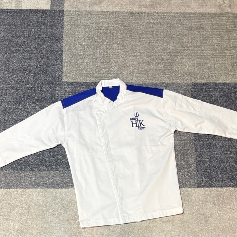 GORDON RAMSAY HK CAESARS PALACE CHEF JACKET. GREAT CONDITION.